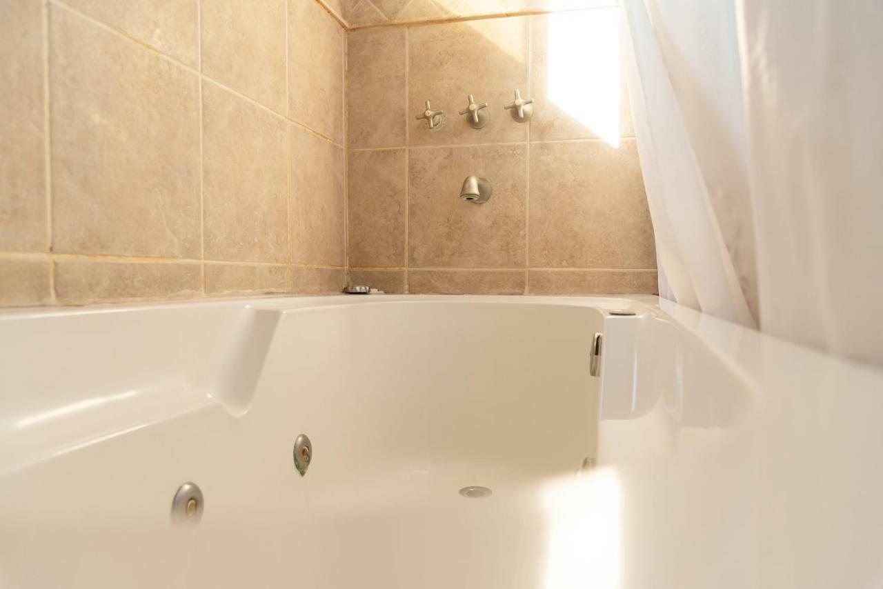 La Delfina Hotel Santa Rosa  Ngoại thất bức ảnh
